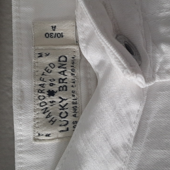 Lucky Jeans - Picture 3 of 7